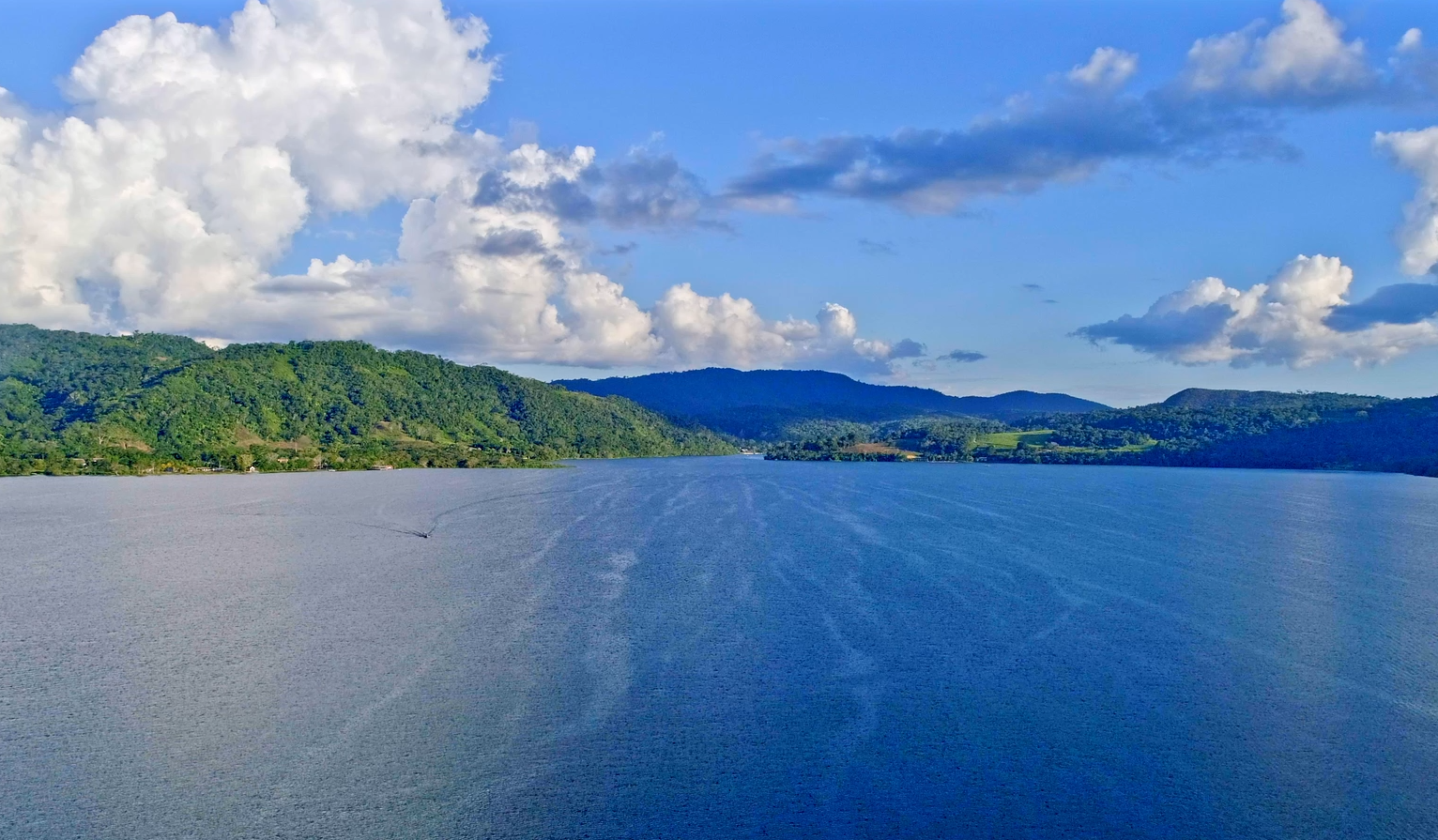 Laguna Azul (El Sauce)